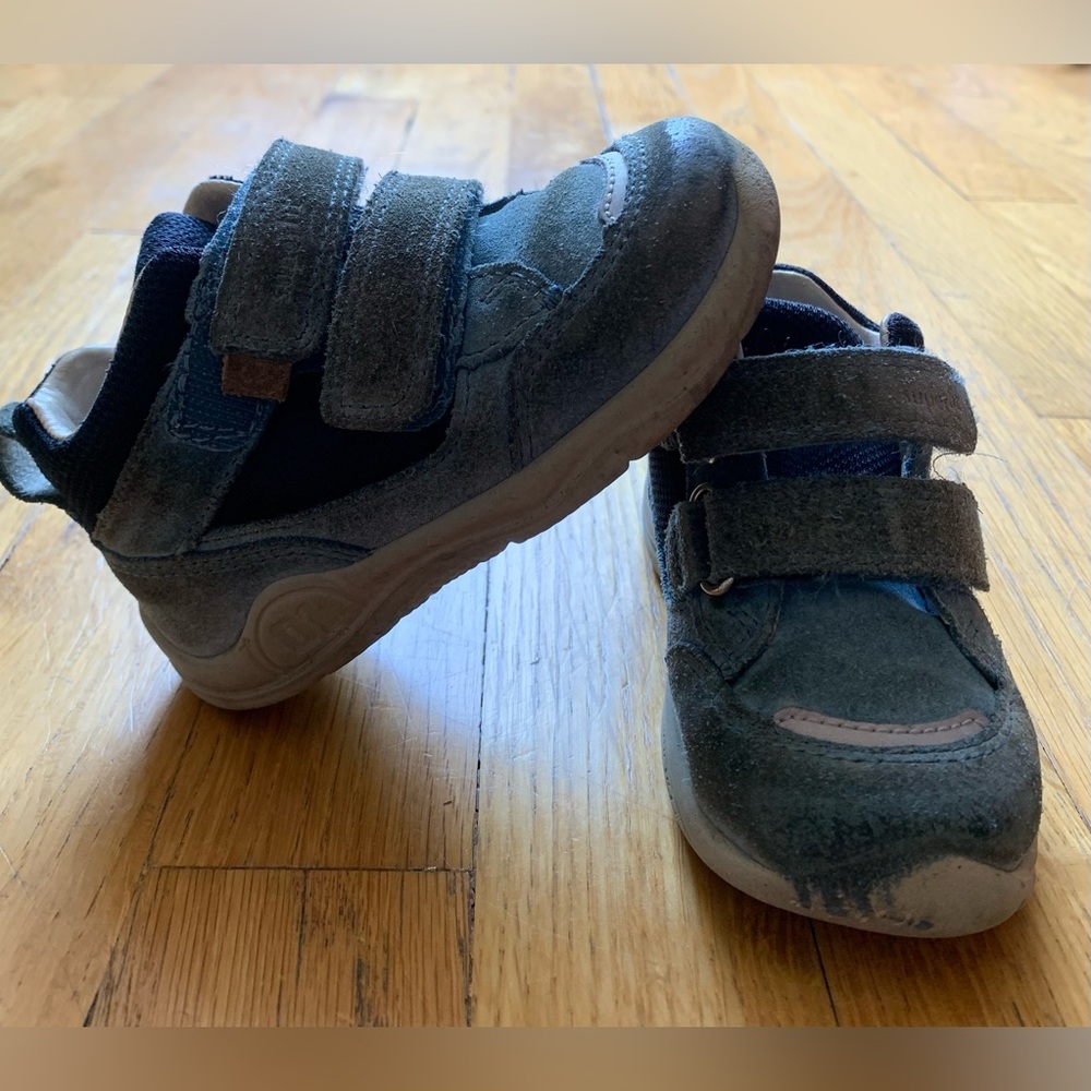Cute Superfit Sneaker Size 22 EU (6 US)